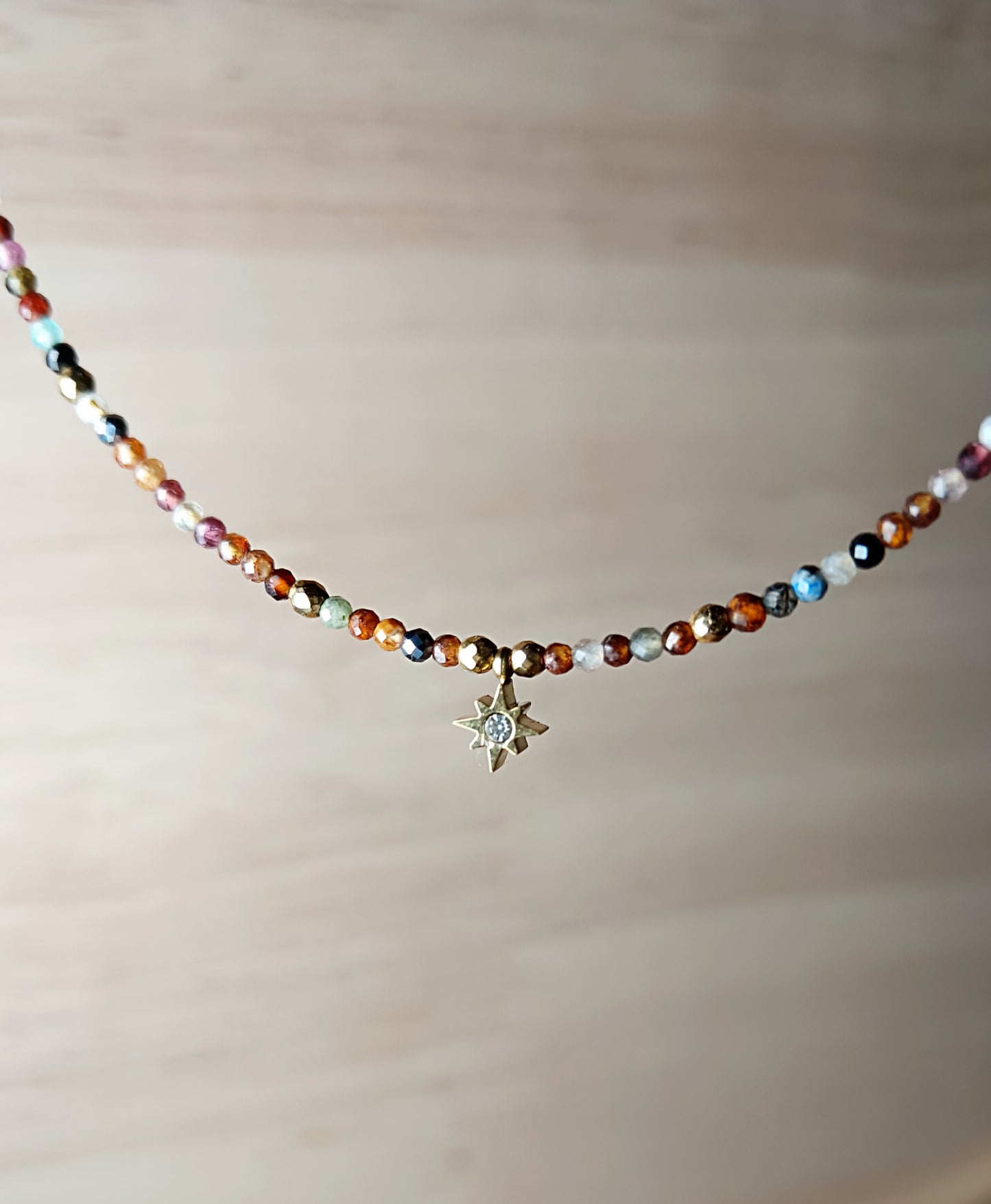 Collier mix pierres