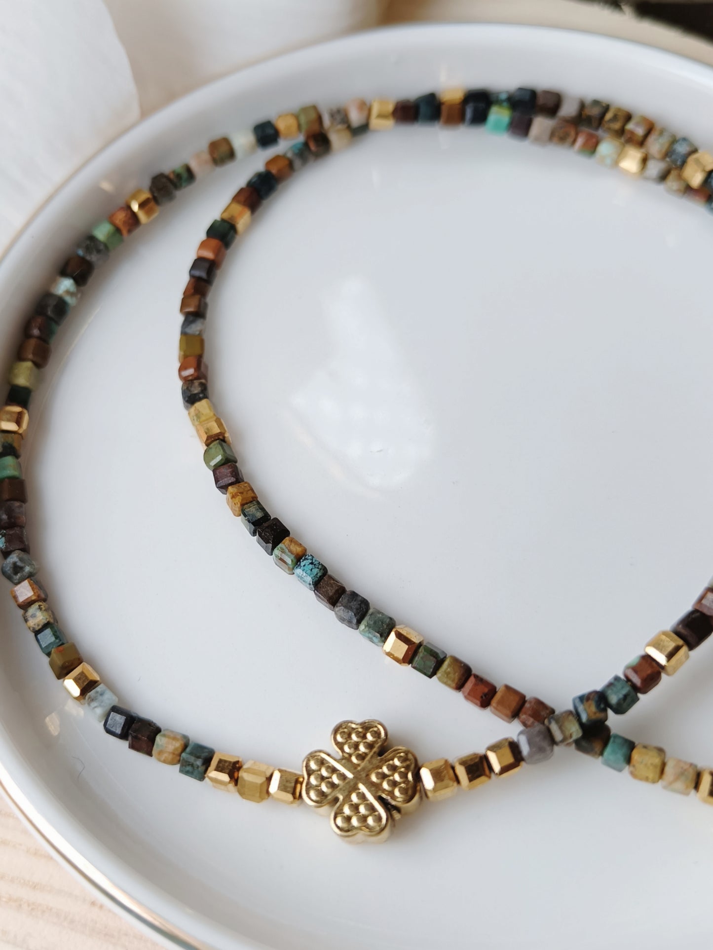 Coller turquoise africaine