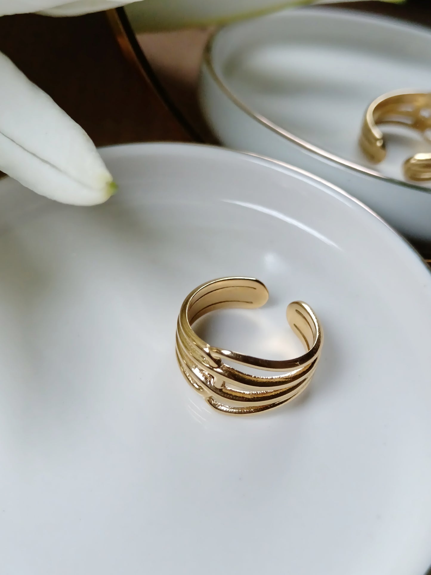 Bague lignes croisées en acier inoxydable doré réglable