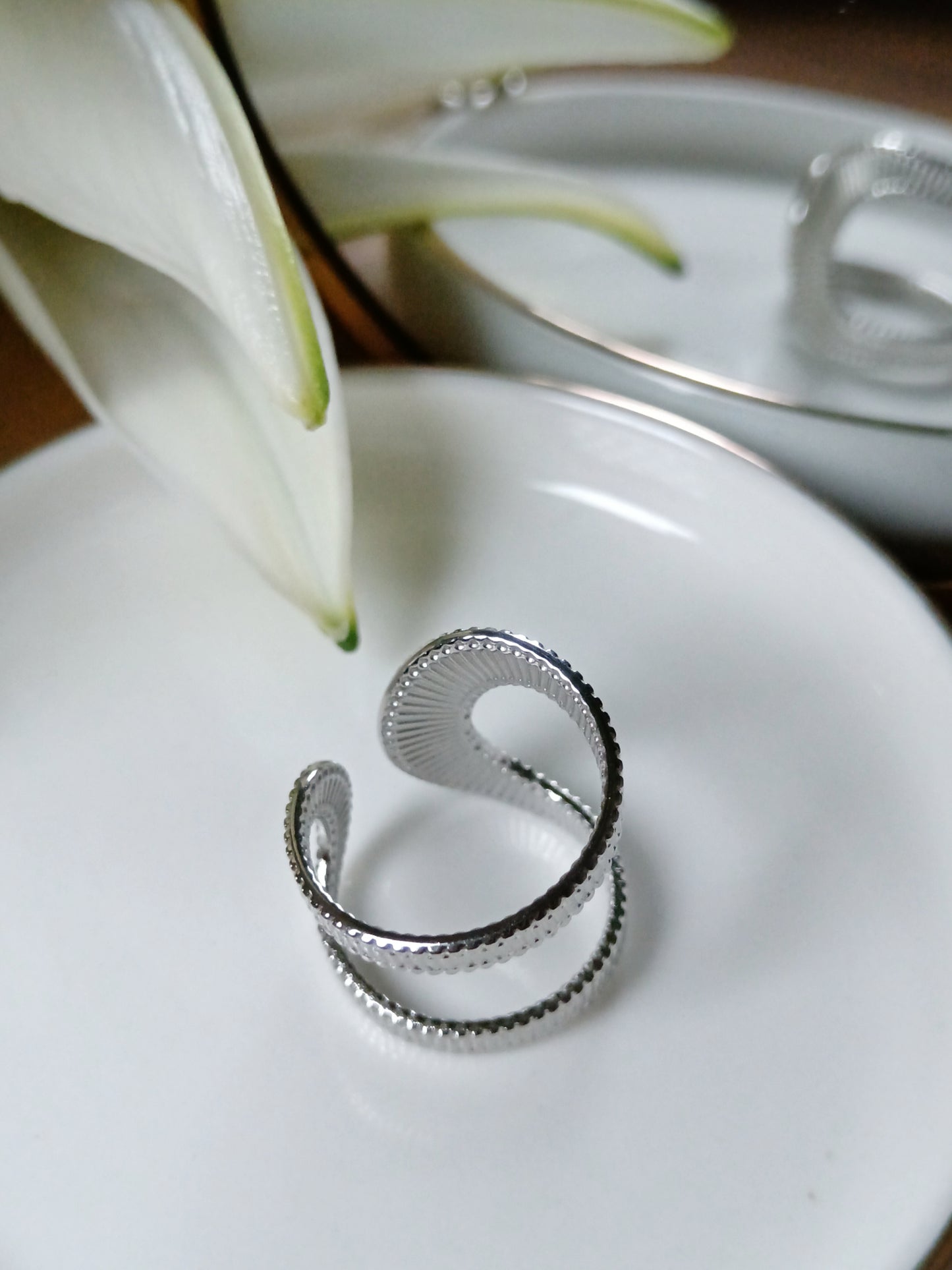 Bague ouverte réglable en acier inoxydable argent striée