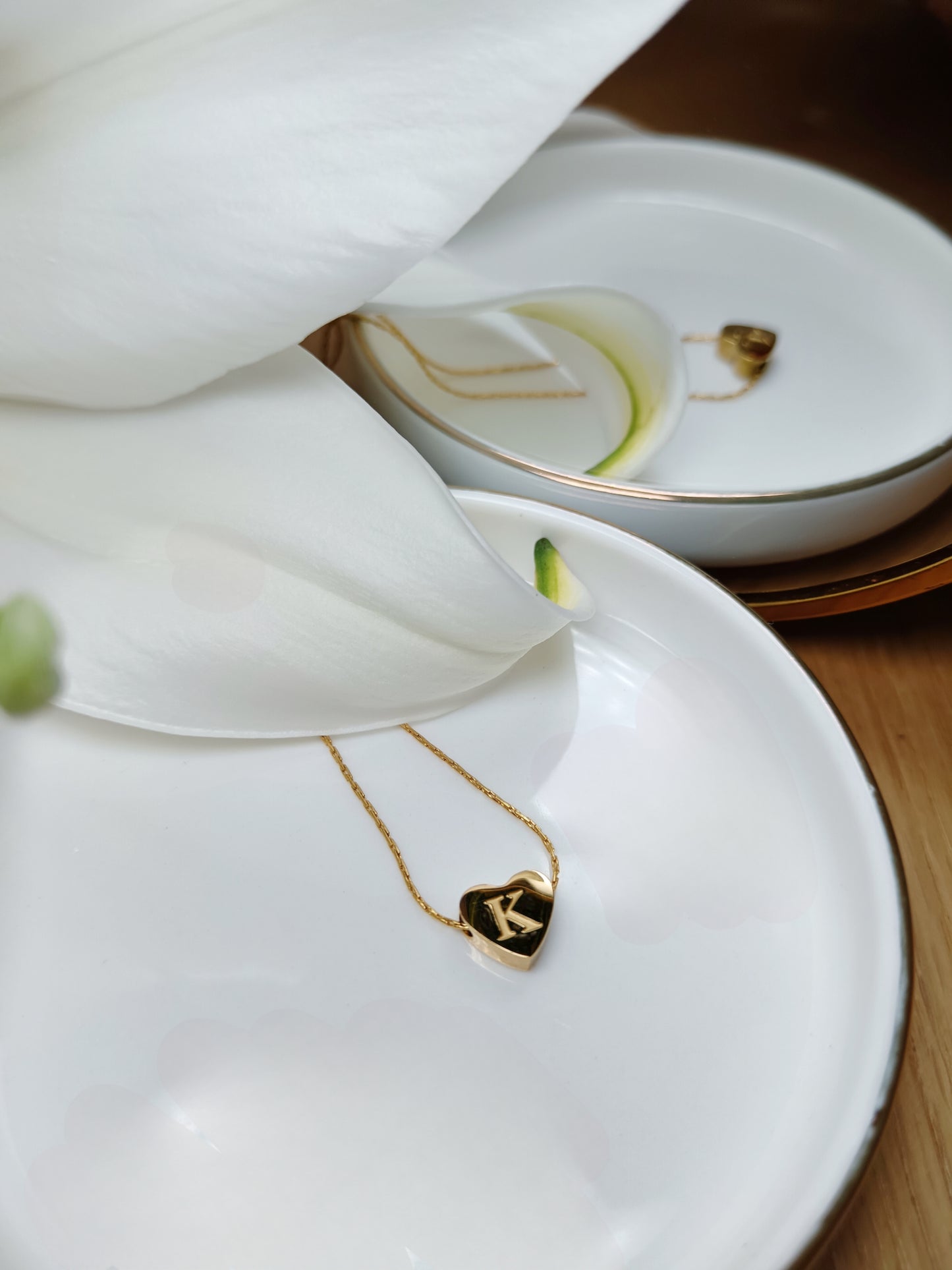 Collier initiale K en acier inoxydable doré