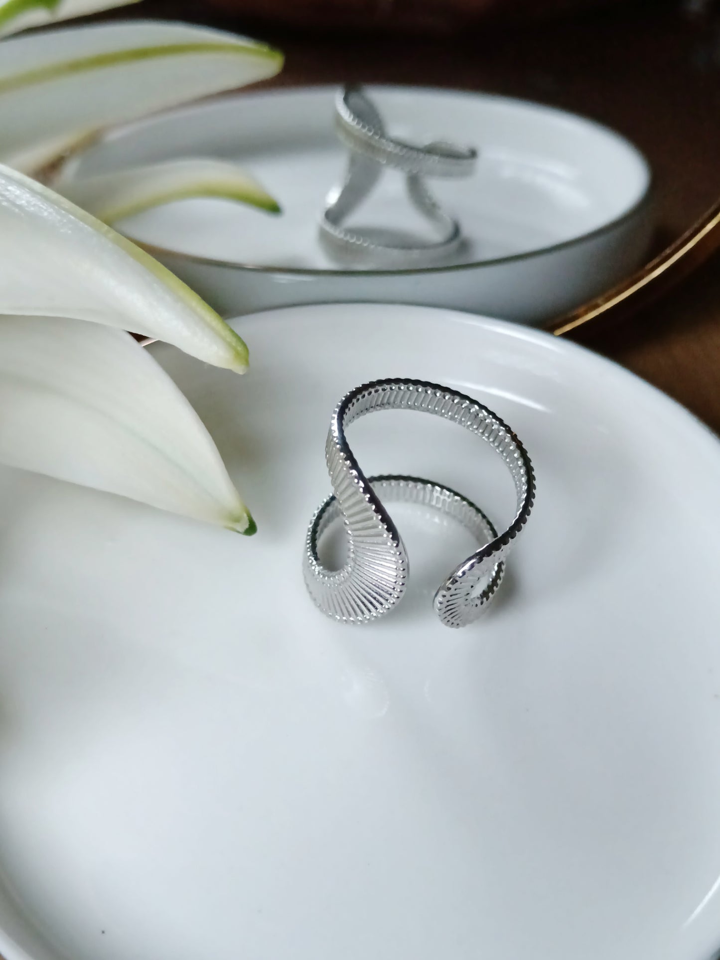 Bague ouverte réglable en acier inoxydable argent striée