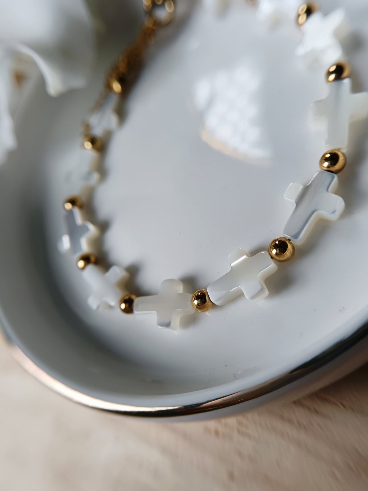 Bracelet croix nacre