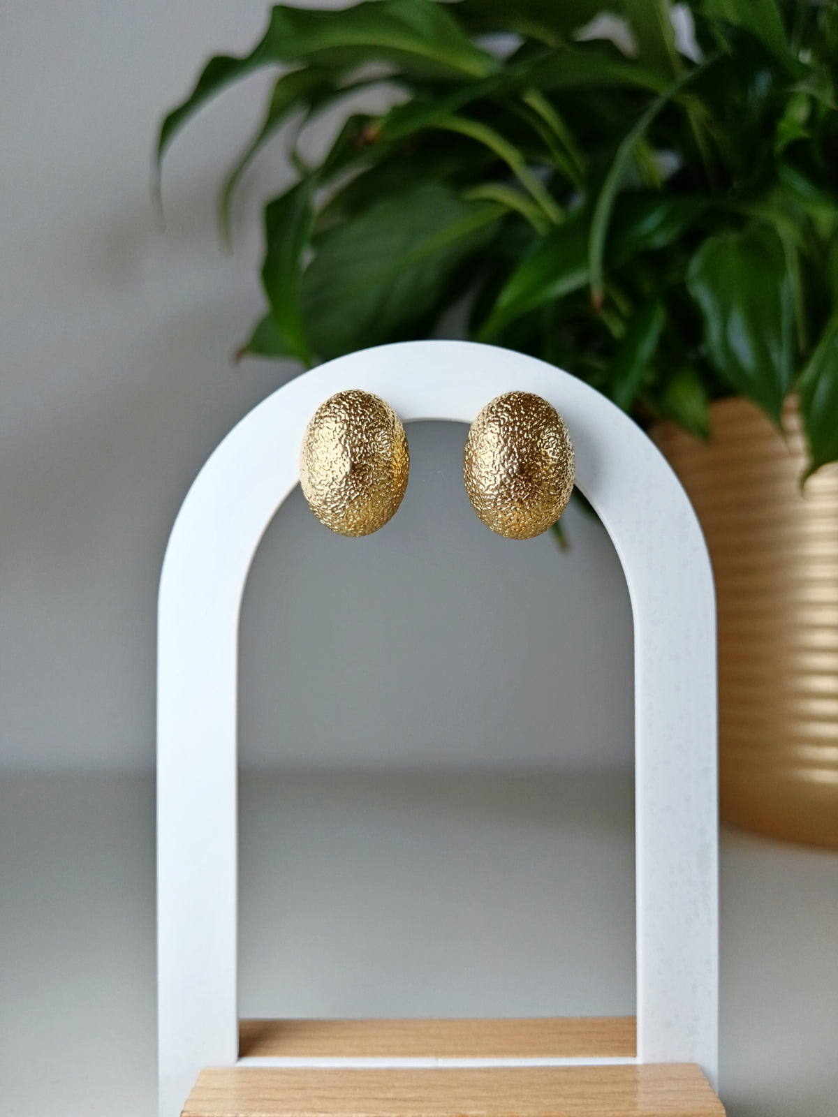 Boucles d'oreilles ovales diamantées