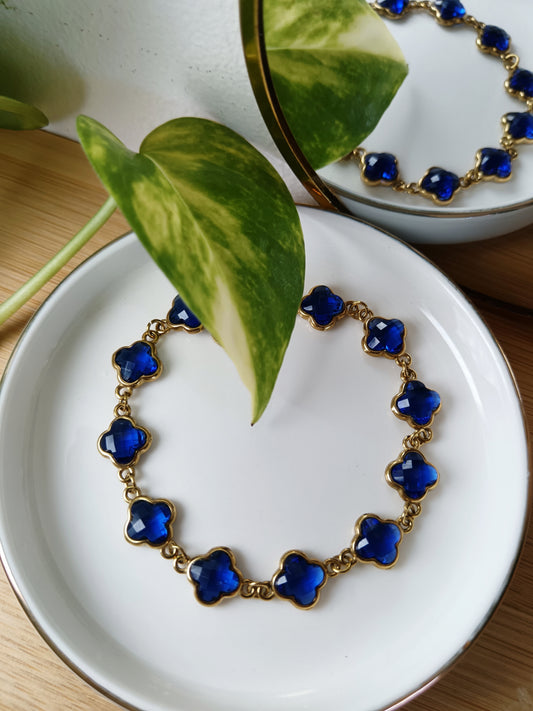Bracelet trèfles bleu électrique